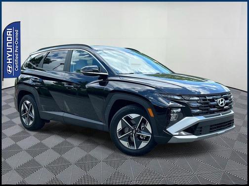 Phantom Black 2025 Hyundai TUCSON SEL Convenience