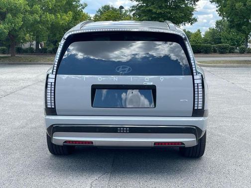 Cyber Gray 2026 Hyundai IONIQ 9 SEL