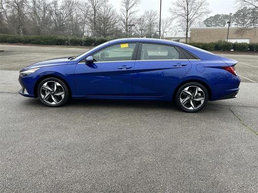 2023 Hyundai ELANTRA Limited