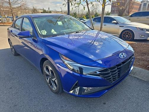 2023 Hyundai ELANTRA Limited