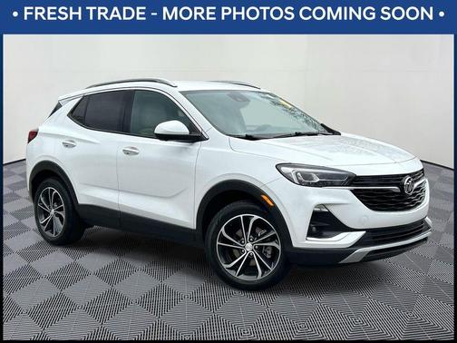 Summit White 2022 Buick Encore GX Essence