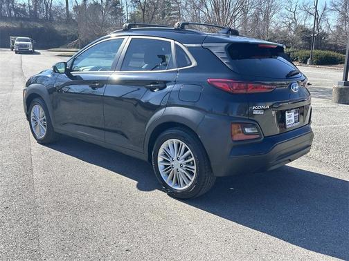 2021 Hyundai KONA SEL Plus
