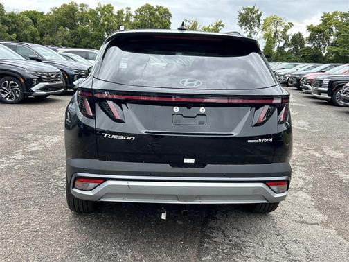 2025 Hyundai TUCSON Hybrid Limited