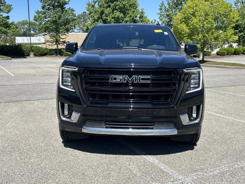 Onyx Black 2023 GMC Yukon XL SLT