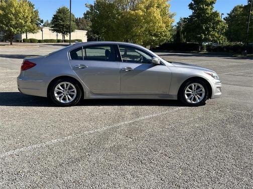 2013 Hyundai Genesis 3.8