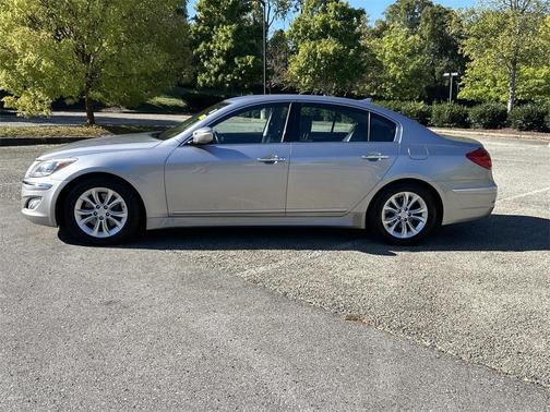 2013 Hyundai Genesis 3.8