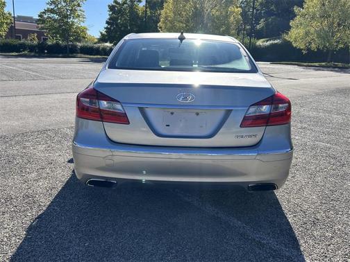 2013 Hyundai Genesis 3.8