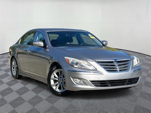 2013 Hyundai Genesis 3.8