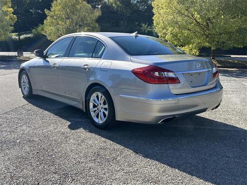 2013 Hyundai Genesis 3.8