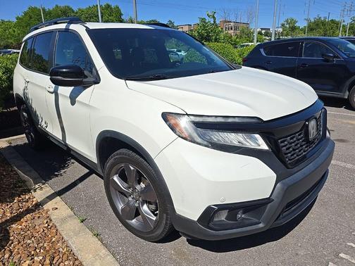 White Diamond Pearl 2019 Honda Passport Touring