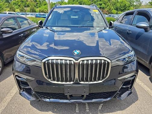 Carbon Black Metallic 2020 BMW X7 M50i