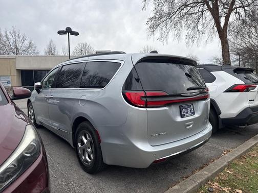 2023 Chrysler Pacifica Limited