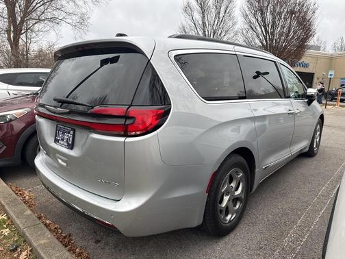 2023 Chrysler Pacifica Limited