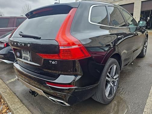 2019 Volvo XC60 T6 Momentum