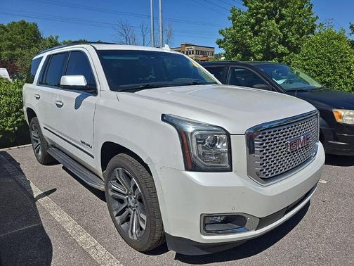 White Frost 2017 GMC Yukon Denali