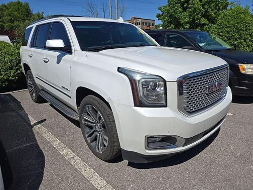 White Frost 2017 GMC Yukon Denali
