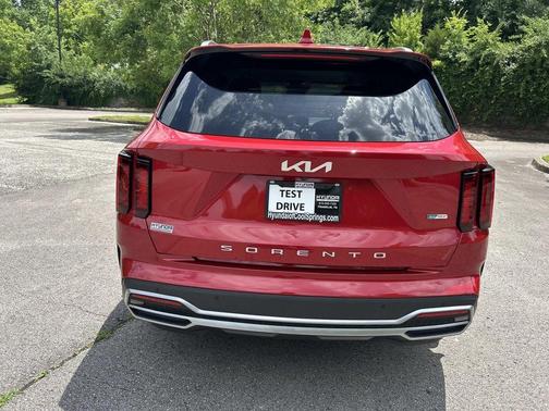 Red 2022 Kia Sorento Hybrid S