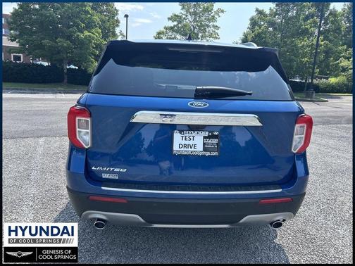 Blue Metallic 2022 Ford Explorer Limited