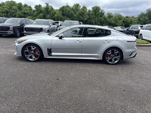 Ceramic White 2018 Kia Stinger GT2