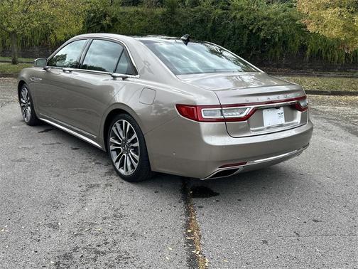 2019 Lincoln Continental Reserve