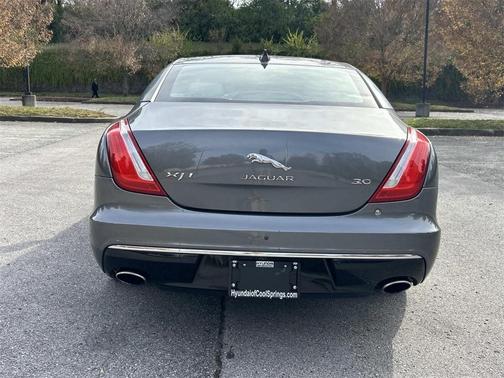2019 Jaguar XJ XJL Portfolio