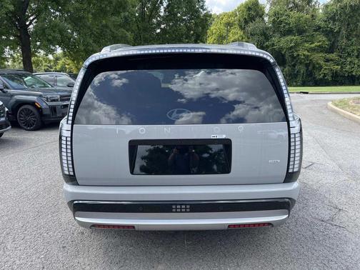 Cyber Gray 2026 Hyundai IONIQ 9 SEL