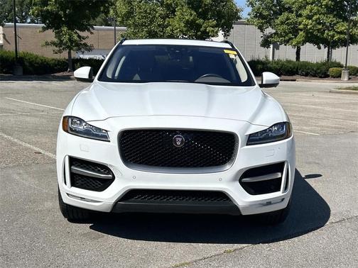 2019 Jaguar F-PACE 30t R-Sport