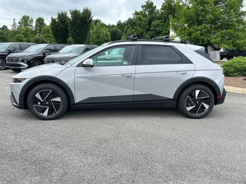 2025 Hyundai IONIQ 5 SEL