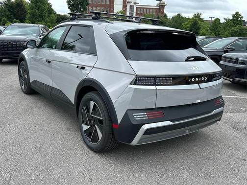 2025 Hyundai IONIQ 5 SEL