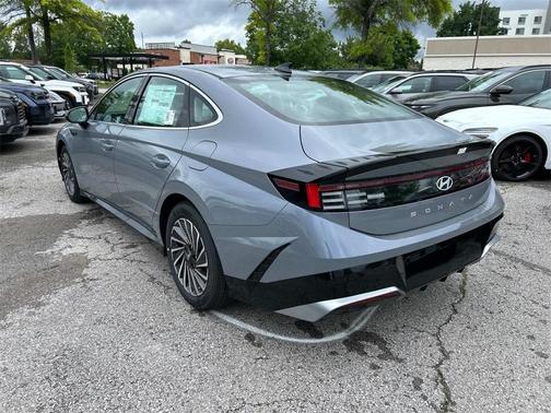 2025 Hyundai SONATA Hybrid SEL