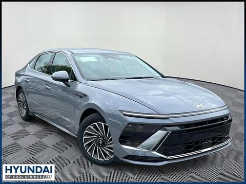2025 Hyundai SONATA Hybrid SEL