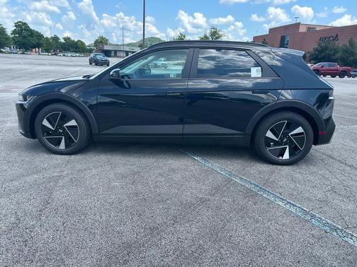 Black 2025 Hyundai IONIQ 5 SEL