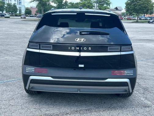 Black 2025 Hyundai IONIQ 5 SEL