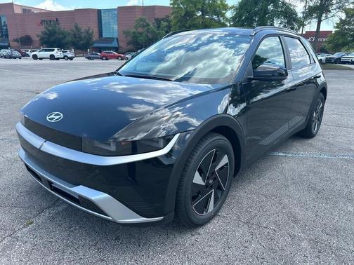 Black 2025 Hyundai IONIQ 5 SEL