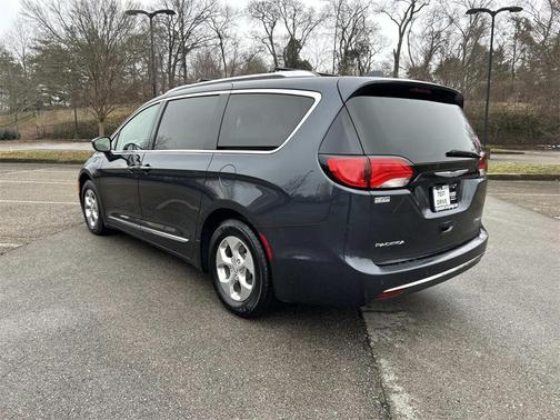 2020 Chrysler Pacifica Hybrid Touring L