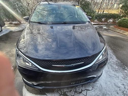 2020 Chrysler Pacifica Hybrid Touring L