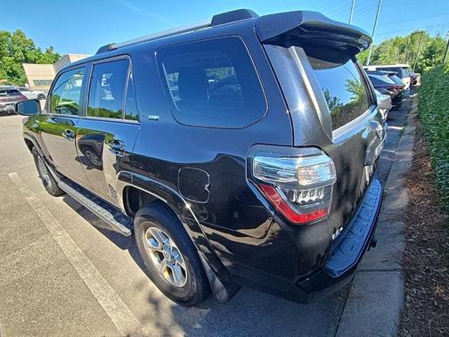 Midnight Black Metallic 2021 Toyota 4Runner SR5 Premium