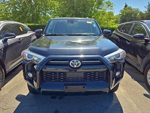 Midnight Black Metallic 2021 Toyota 4Runner SR5 Premium