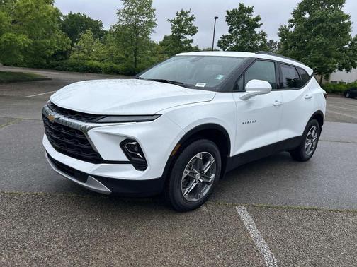 Summit White 2024 Chevrolet Blazer LT