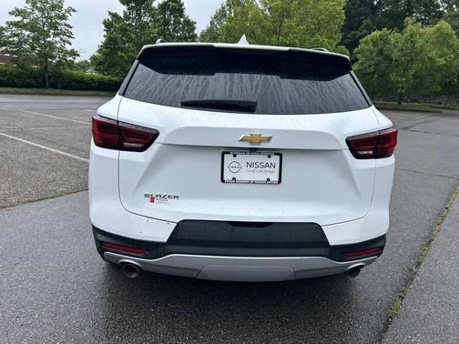 Summit White 2024 Chevrolet Blazer LT