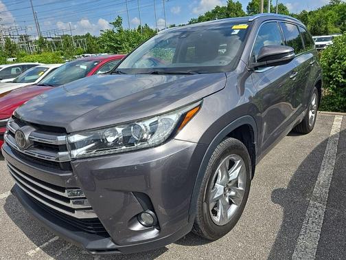 Predawn Gray Mica 2017 Toyota Highlander Limited