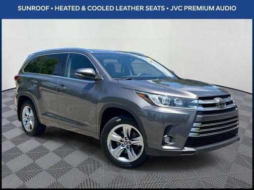 Predawn Gray Mica 2017 Toyota Highlander Limited