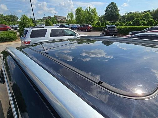 Onyx Black Metallic 2020 Volvo XC90 T6 Momentum 7 Passenger