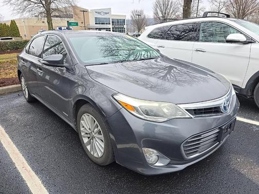 2013 Toyota Avalon Hybrid XLE Premium