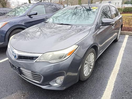 2013 Toyota Avalon Hybrid XLE Premium