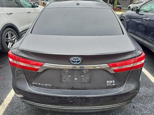 2013 Toyota Avalon Hybrid XLE Premium