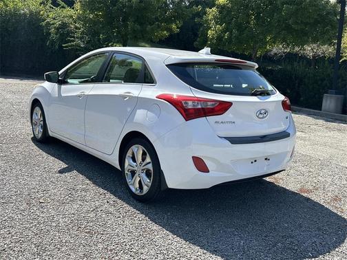 2013 Hyundai Elantra GT Base