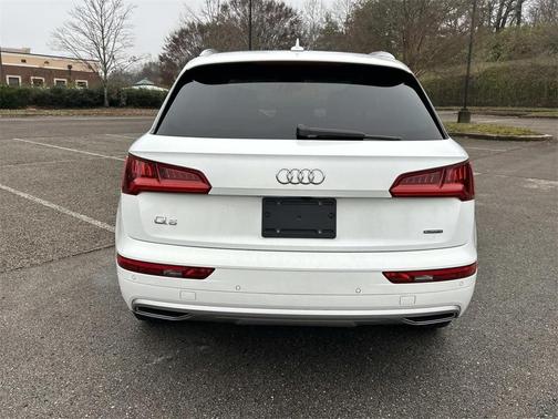 2020 Audi Q5 40 Premium Plus