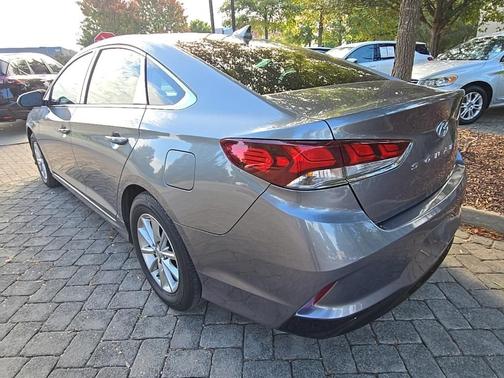 2018 Hyundai SONATA SE