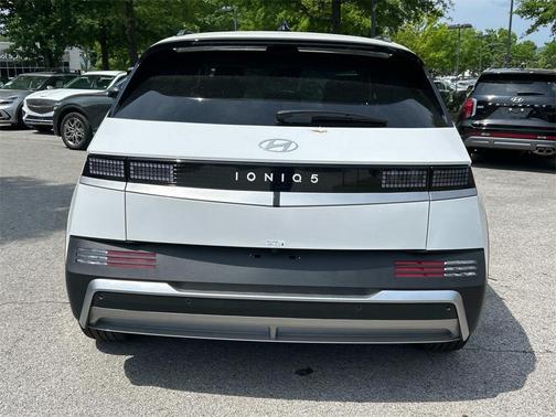 2025 Hyundai IONIQ 5 SEL